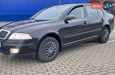 Лифтбек Skoda Octavia 2007 в Нововолынске