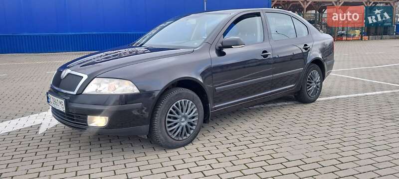 Лифтбек Skoda Octavia 2007 в Нововолынске