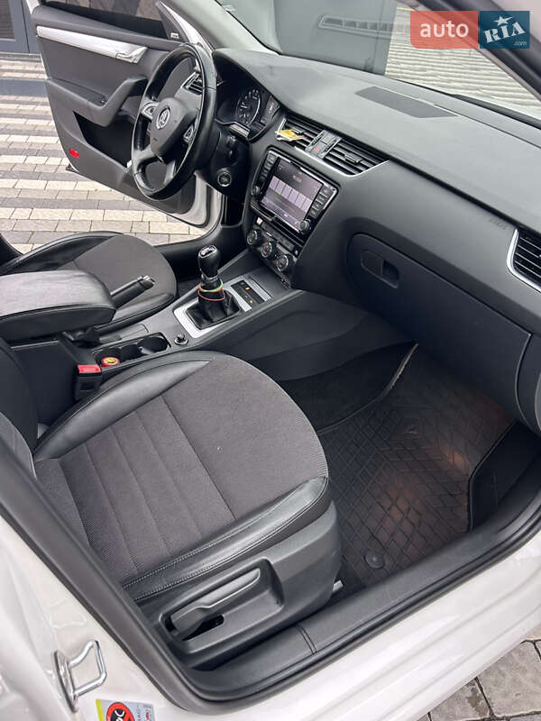 Універсал Skoda Octavia 2013 в Львові фото 12 Універсал Skoda Octavia 2013 в Львові