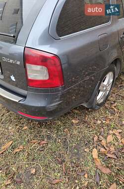 Универсал Skoda Octavia 2011 в Жовкве