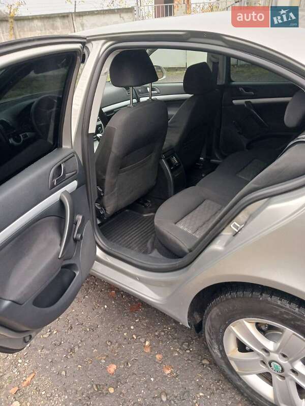 Ліфтбек Skoda Octavia 2010 в Мукачевому