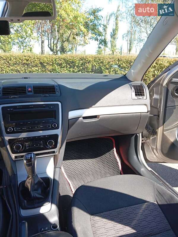 Универсал Skoda Octavia 2011 в Николаеве фото 20 Универсал Skoda Octavia 2011 в Николаеве