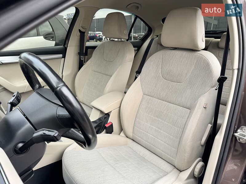 Лифтбек Skoda Octavia 2013 в Киеве фото 14 Лифтбек Skoda Octavia 2013 в Киеве