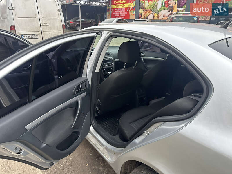 Лифтбек Skoda Octavia 2011 в Киеве фото 7 Лифтбек Skoda Octavia 2011 в Киеве