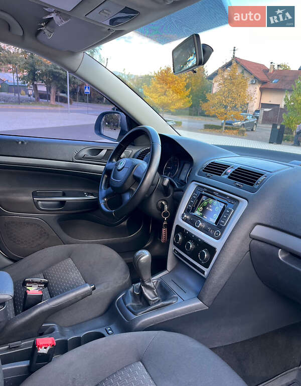 Универсал Skoda Octavia 2010 в Львове