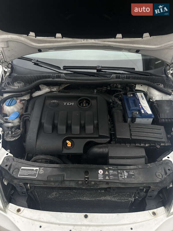 Универсал Skoda Octavia 2010 в Львове