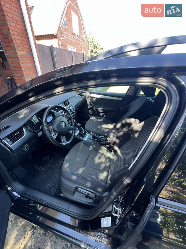 Универсал Skoda Octavia 2014 в Чернигове