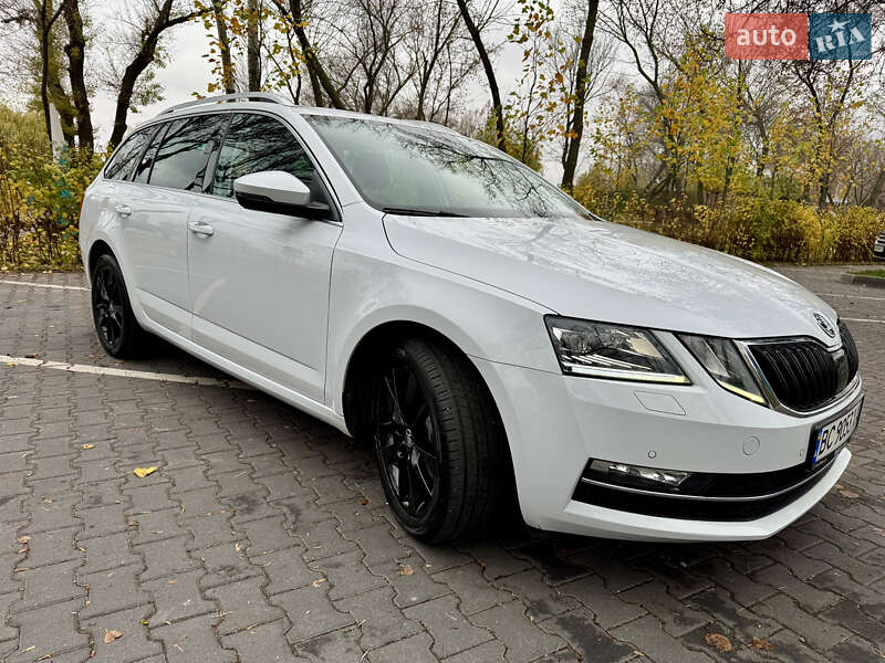 Универсал Skoda Octavia 2019 в Киеве