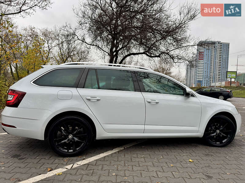 Универсал Skoda Octavia 2019 в Киеве