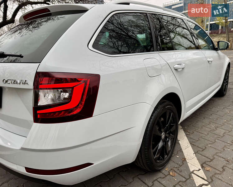 Универсал Skoda Octavia 2019 в Киеве