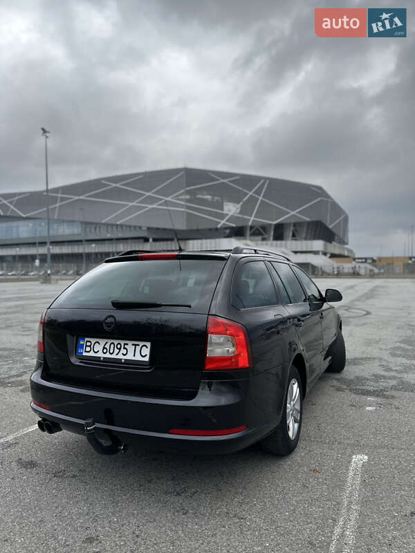 Универсал Skoda Octavia 2009 в Львове