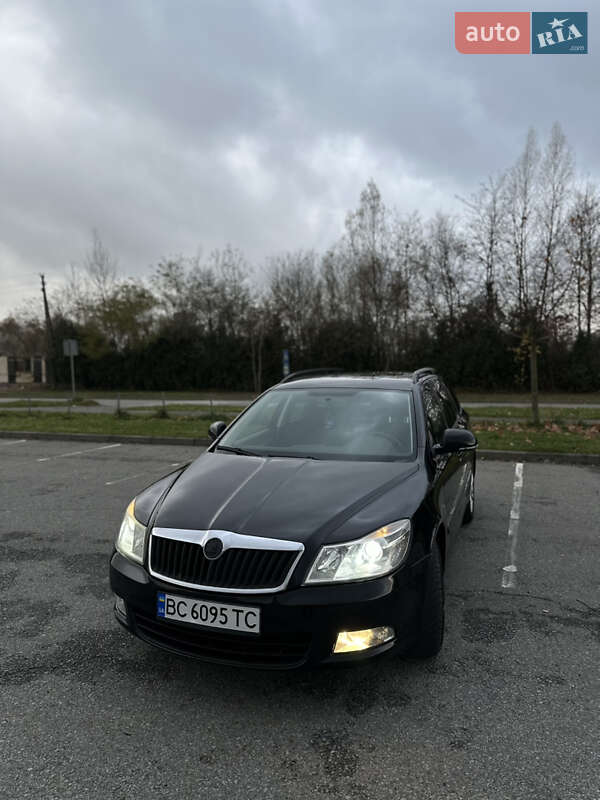 Универсал Skoda Octavia 2009 в Львове
