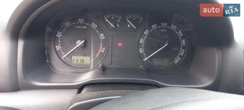 Лифтбек Skoda Octavia 2004 в Сумах