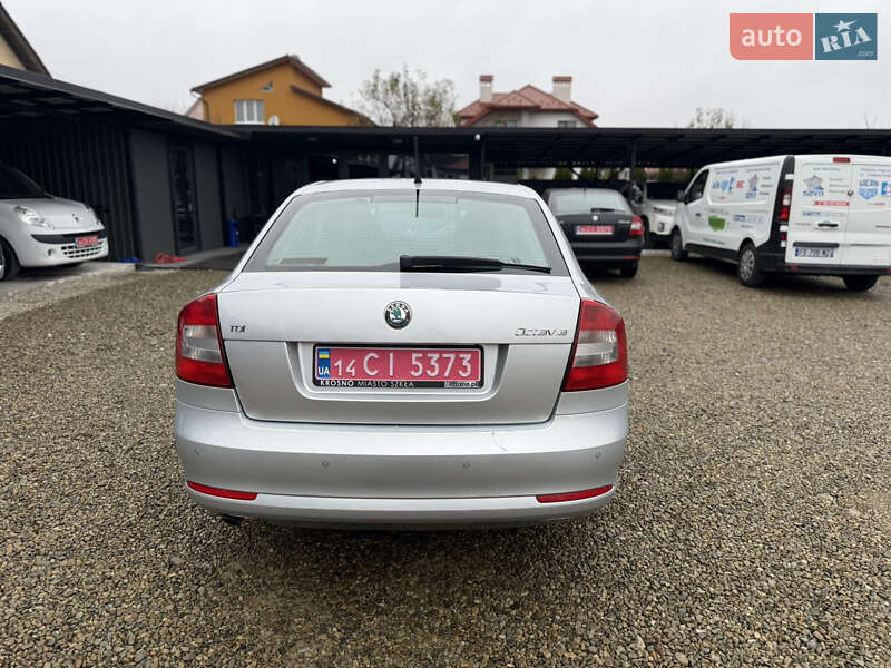 Лифтбек Skoda Octavia 2011 в Калуше фото 3 Лифтбек Skoda Octavia 2011 в Калуше