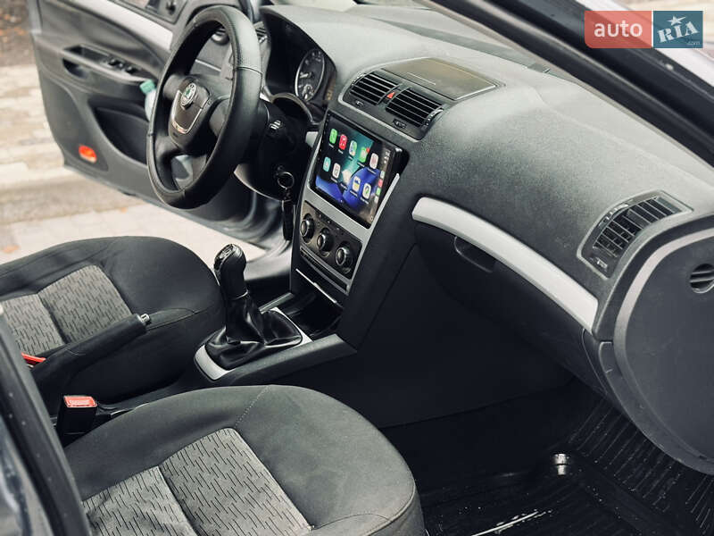 Лифтбек Skoda Octavia 2011 в Полтаве
