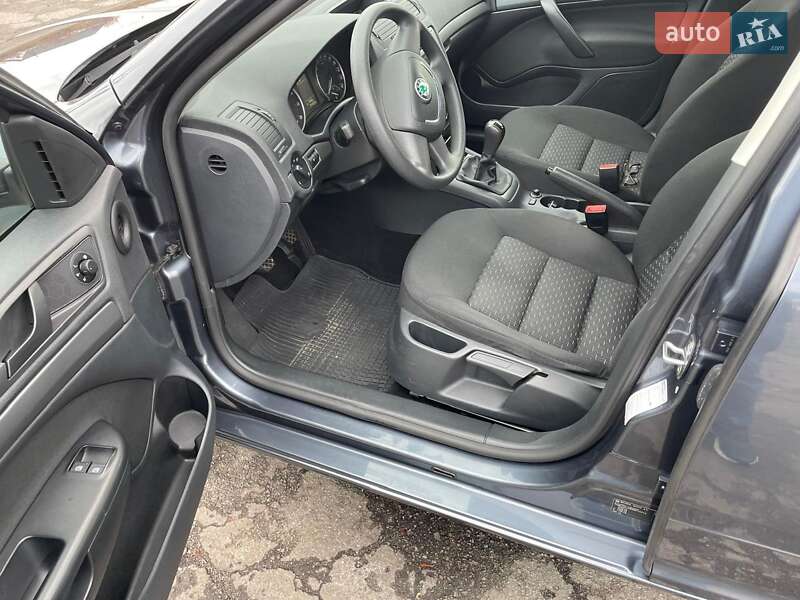 Универсал Skoda Octavia 2009 в Владимире