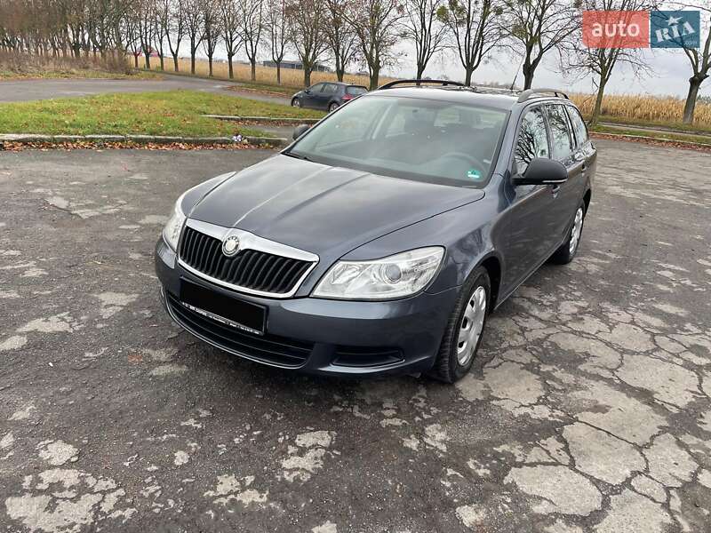 Универсал Skoda Octavia 2009 в Владимире