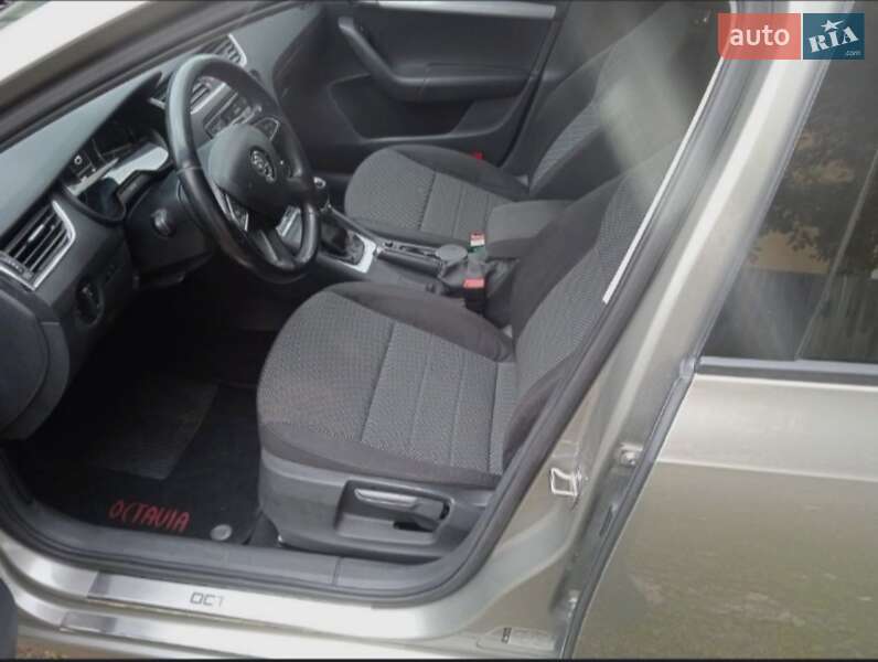 Лифтбек Skoda Octavia 2015 в Дрогобыче фото 10 Лифтбек Skoda Octavia 2015 в Дрогобыче