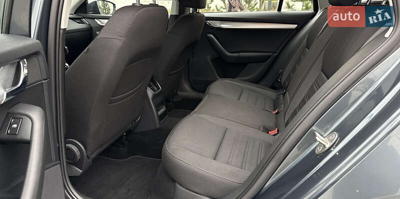 Универсал Skoda Octavia 2019 в Луцке фото 18 Универсал Skoda Octavia 2019 в Луцке
