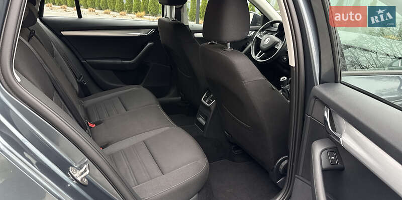 Универсал Skoda Octavia 2019 в Луцке фото 21 Универсал Skoda Octavia 2019 в Луцке