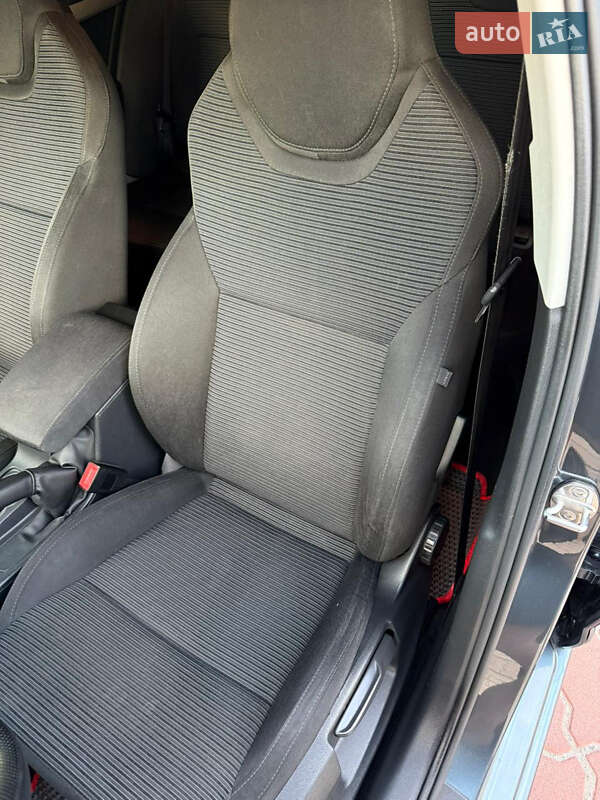 Универсал Skoda Octavia 2015 в Обухове фото 12 Универсал Skoda Octavia 2015 в Обухове