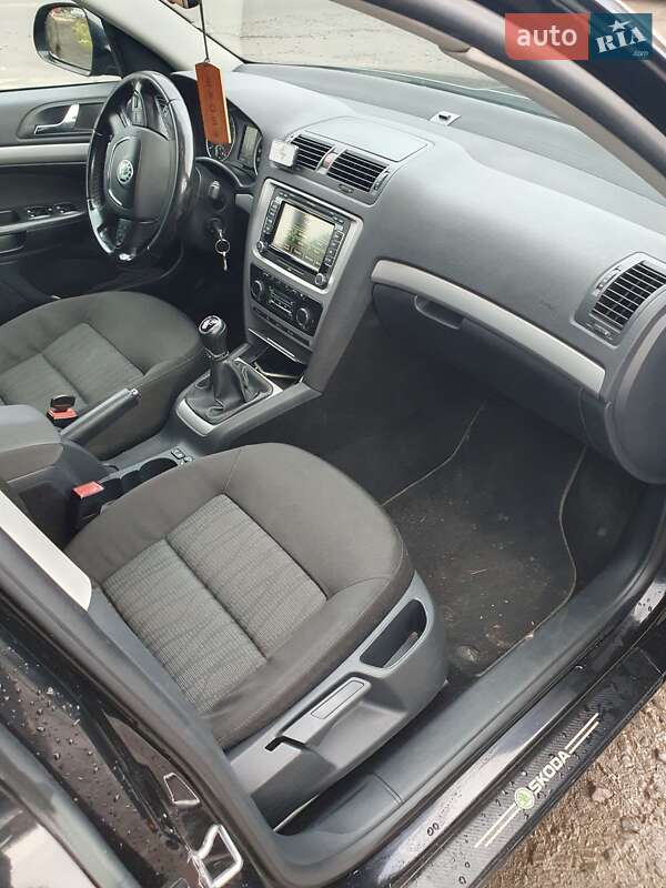 Универсал Skoda Octavia 2011 в Луцке