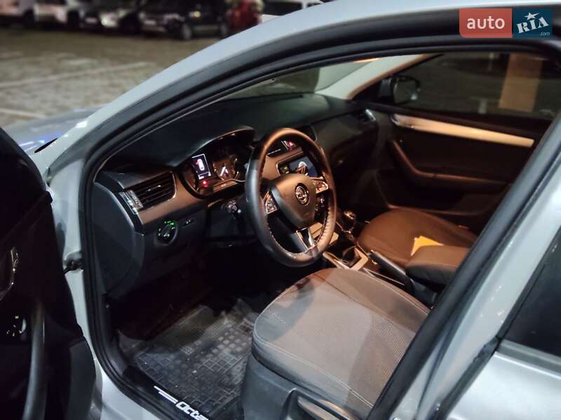 Универсал Skoda Octavia 2016 в Киеве