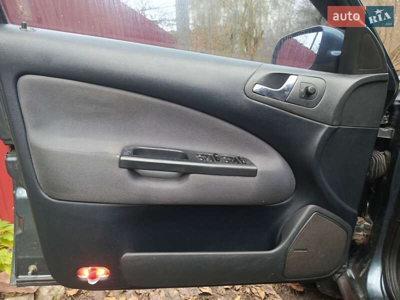 Лифтбек Skoda Octavia 2004 в Богуславе фото 10 Лифтбек Skoda Octavia 2004 в Богуславе