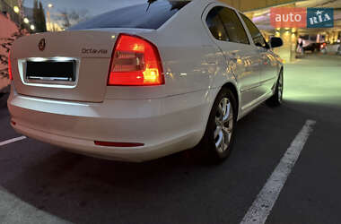 Лифтбек Skoda Octavia 2011 в Одессе
