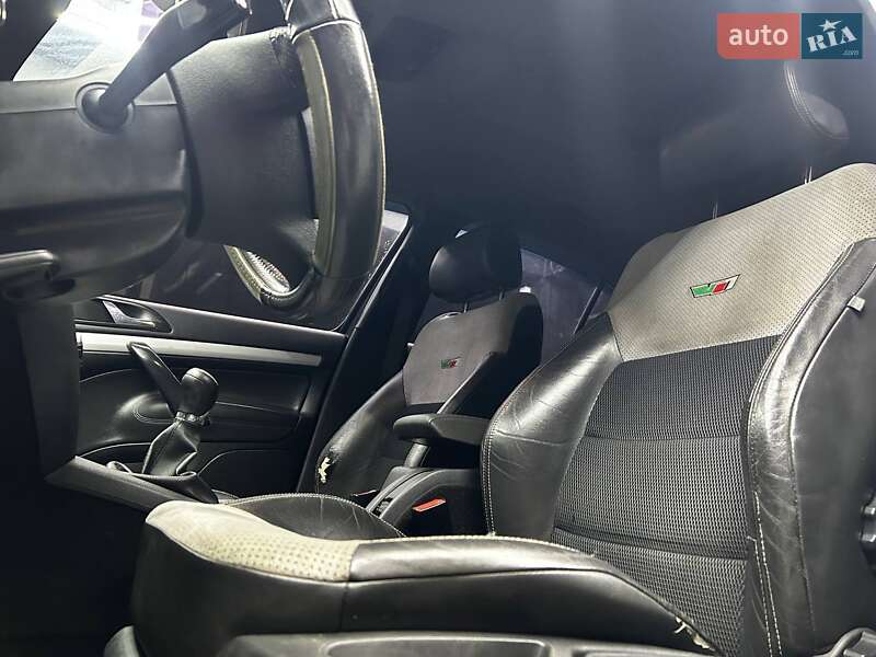 Лифтбек Skoda Octavia 2011 в Черновцах