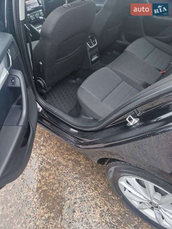 Универсал Skoda Octavia 2014 в Кропивницком