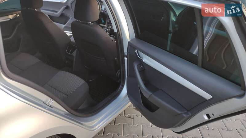 Универсал Skoda Octavia 2016 в Черновцах