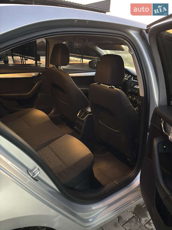 Ліфтбек Skoda Octavia 2013 в Чернівцях фото 19 Ліфтбек Skoda Octavia 2013 в Чернівцях