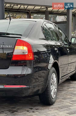Ліфтбек Skoda Octavia 2010 в Лубнах
