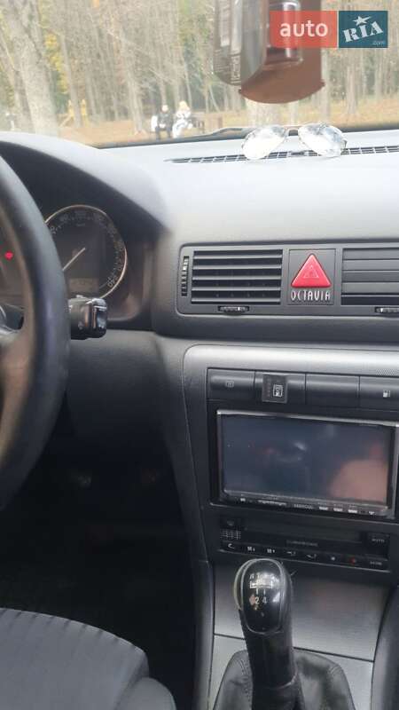 Лифтбек Skoda Octavia 2008 в Ужгороде