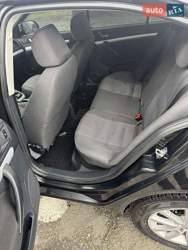 Ліфтбек Skoda Octavia 2010 в Житомирі