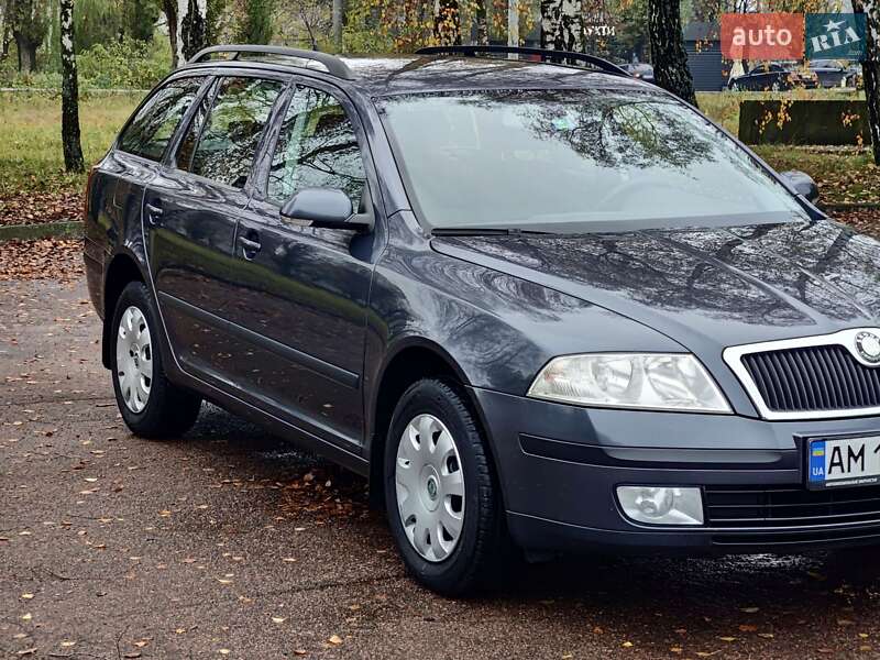 Універсал Skoda Octavia 2008 в Житомирі