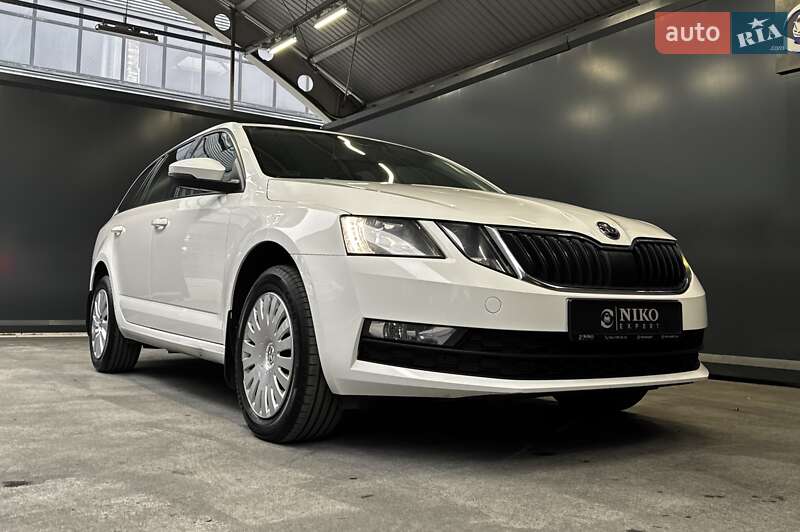 Универсал Skoda Octavia 2019 в Киеве