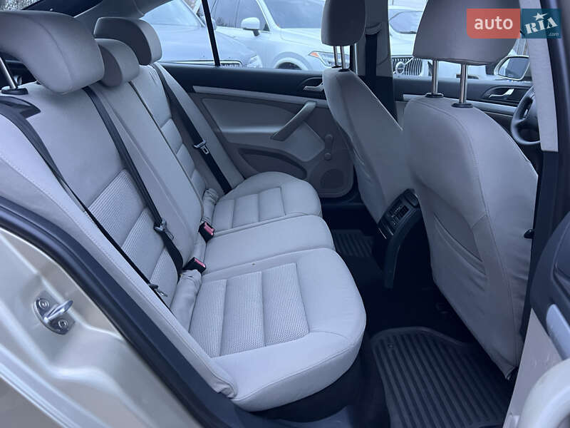 Лифтбек Skoda Octavia 2005 в Нововолынске фото 27 Лифтбек Skoda Octavia 2005 в Нововолынске