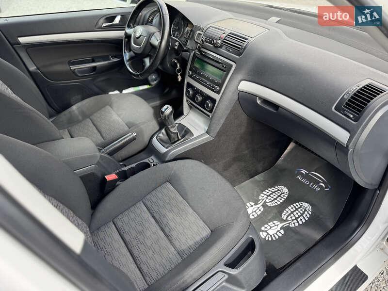 Лифтбек Skoda Octavia 2012 в Мукачево фото 9 Лифтбек Skoda Octavia 2012 в Мукачево
