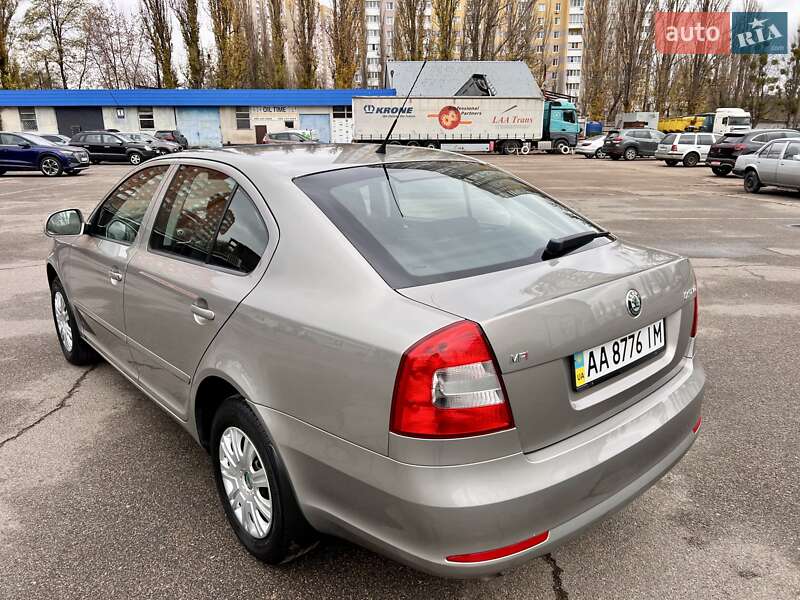 Лифтбек Skoda Octavia 2010 в Киеве фото 5 Лифтбек Skoda Octavia 2010 в Киеве