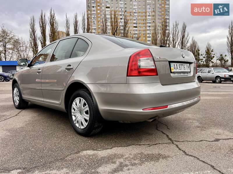 Лифтбек Skoda Octavia 2010 в Киеве фото 17 Лифтбек Skoda Octavia 2010 в Киеве