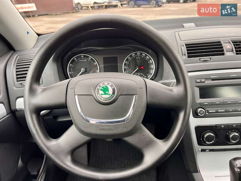 Лифтбек Skoda Octavia 2010 в Киеве фото 33 Лифтбек Skoda Octavia 2010 в Киеве