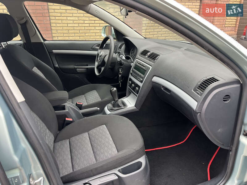 Лифтбек Skoda Octavia 2009 в Ахтырке фото 65 Лифтбек Skoda Octavia 2009 в Ахтырке