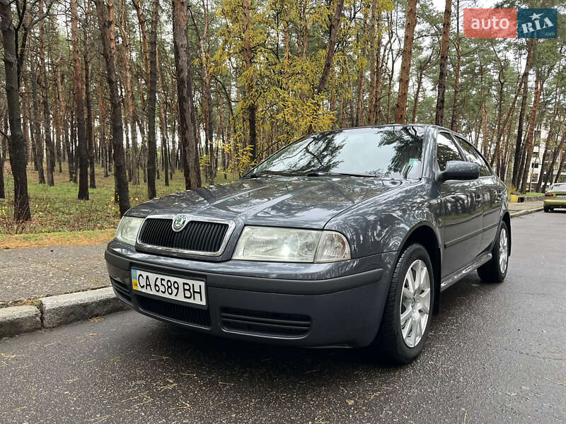 Лифтбек Skoda Octavia 2006 в Черкассах