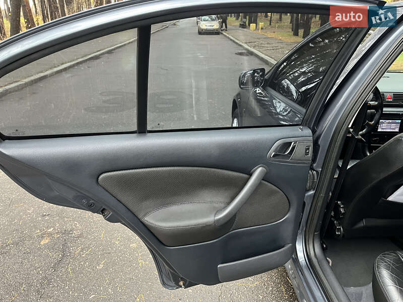 Лифтбек Skoda Octavia 2006 в Черкассах