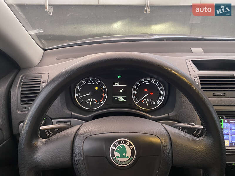 Универсал Skoda Octavia 2011 в Киеве фото 6 Универсал Skoda Octavia 2011 в Киеве