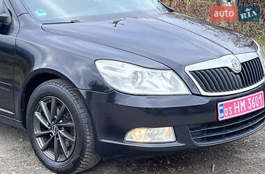 Универсал Skoda Octavia 2009 в Львове