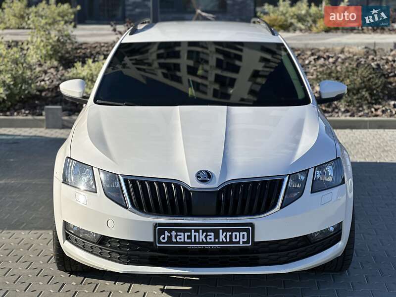 Універсал Skoda Octavia 2017 в Кропивницькому