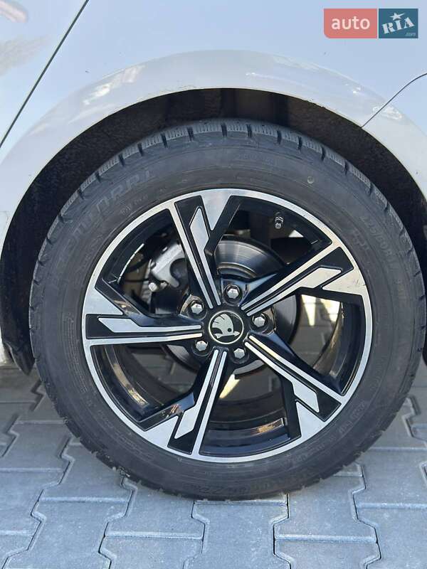 Універсал Skoda Octavia 2017 в Кропивницькому